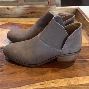 Lucky Brand ankle booties
